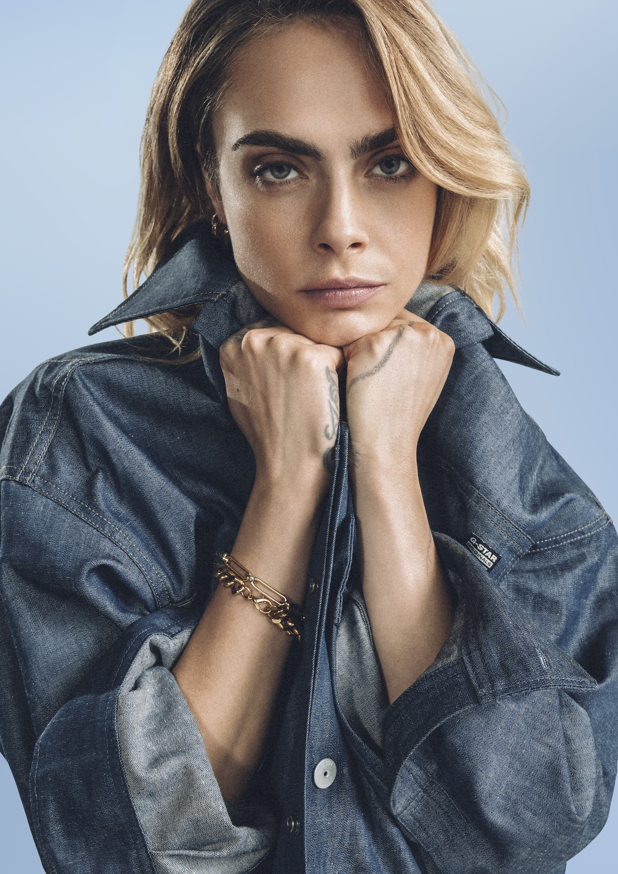 CARA DELEVINGNE STARS IN G-STAR RAW'S NEW FALL CAMPAIGN - Numéro Netherlands